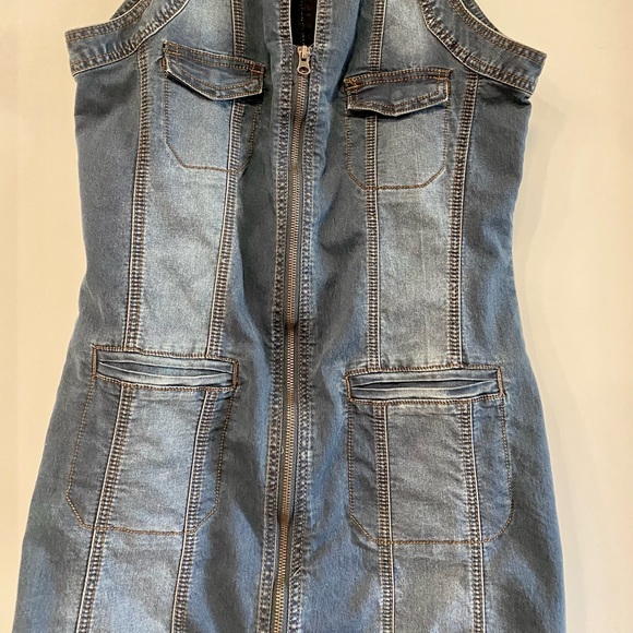 Sleeveless Bodycon Oxygen Denim Zip Up Dress - Picture 3 of 8